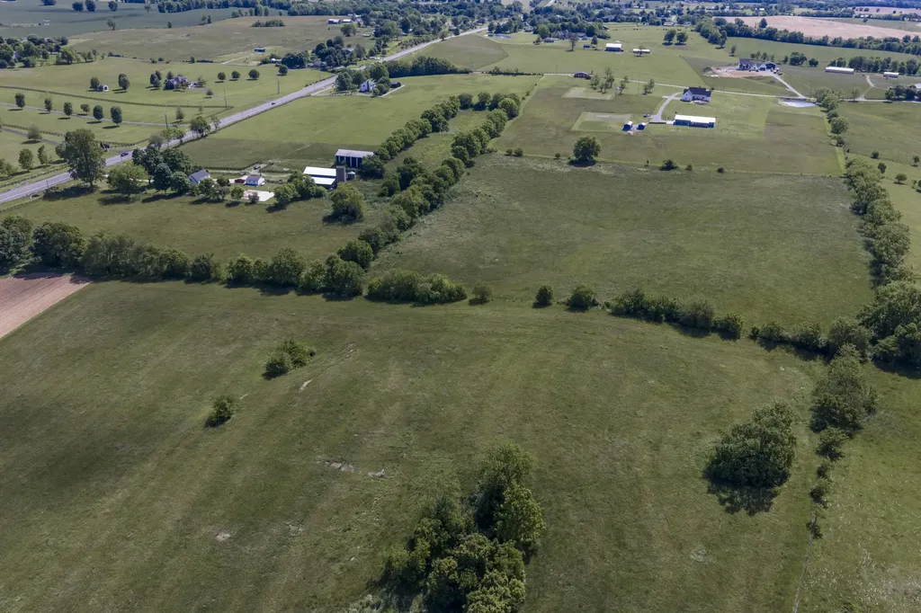 4156-1 Perryville Road Danville KY 40422