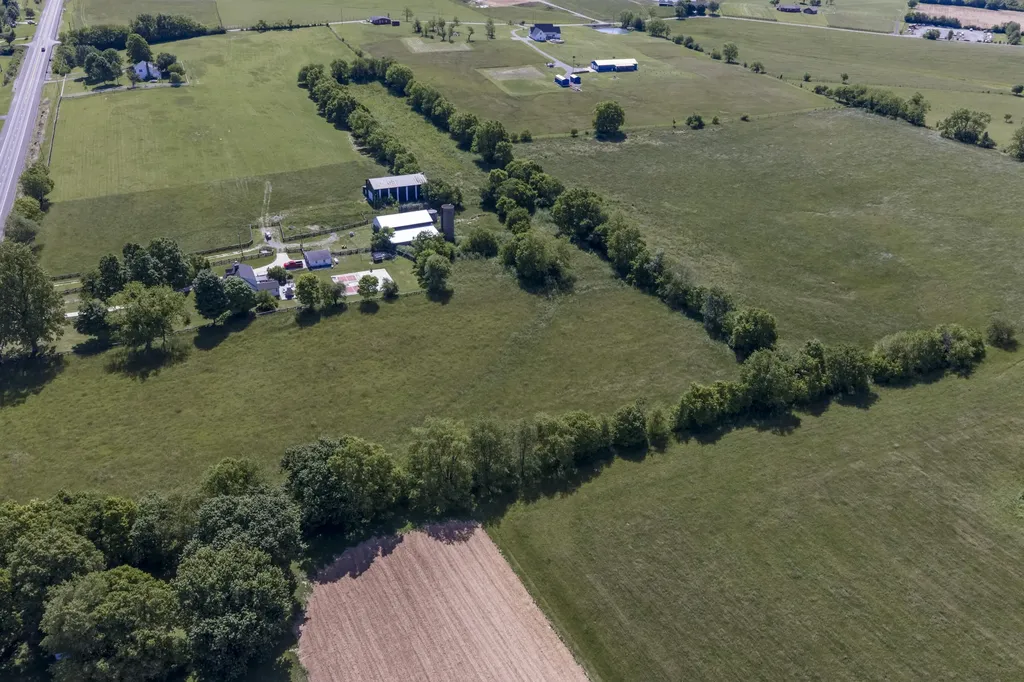 4156-1 Perryville Road Danville KY 40422