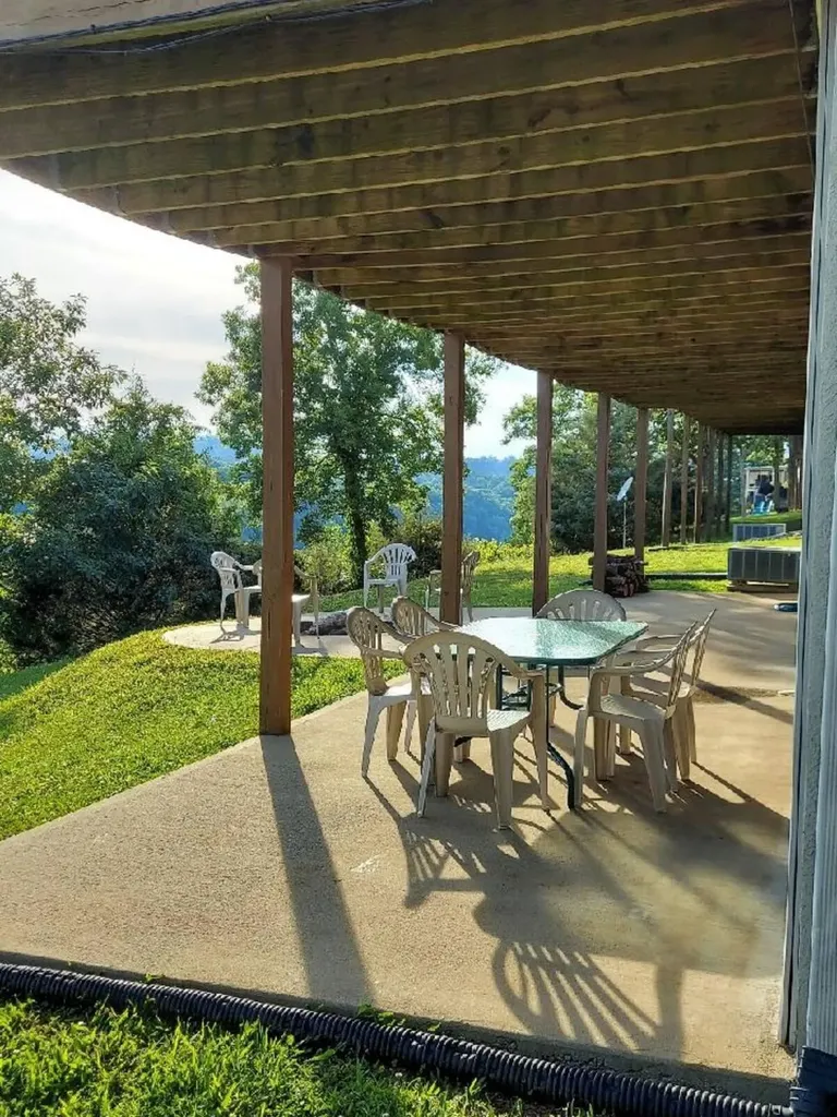 205 205 Pl Colyer Road Somerset KY 42501