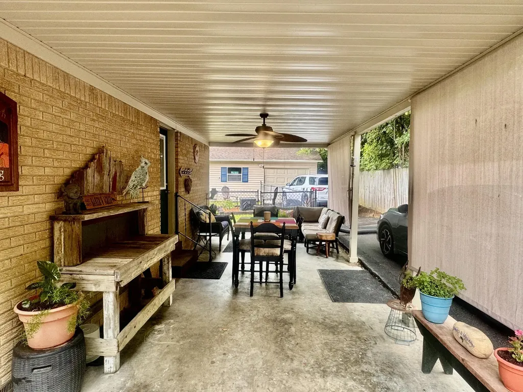 313 Linden Avenue Eddyville KY 42038