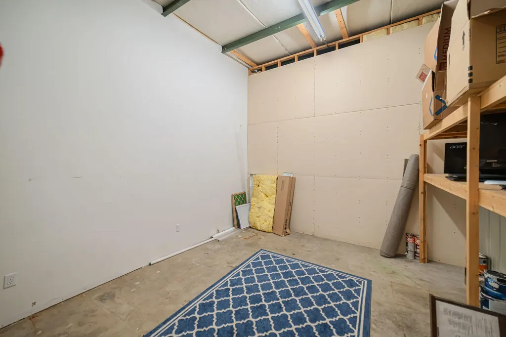 100 W 5th Street Benton KY 42025