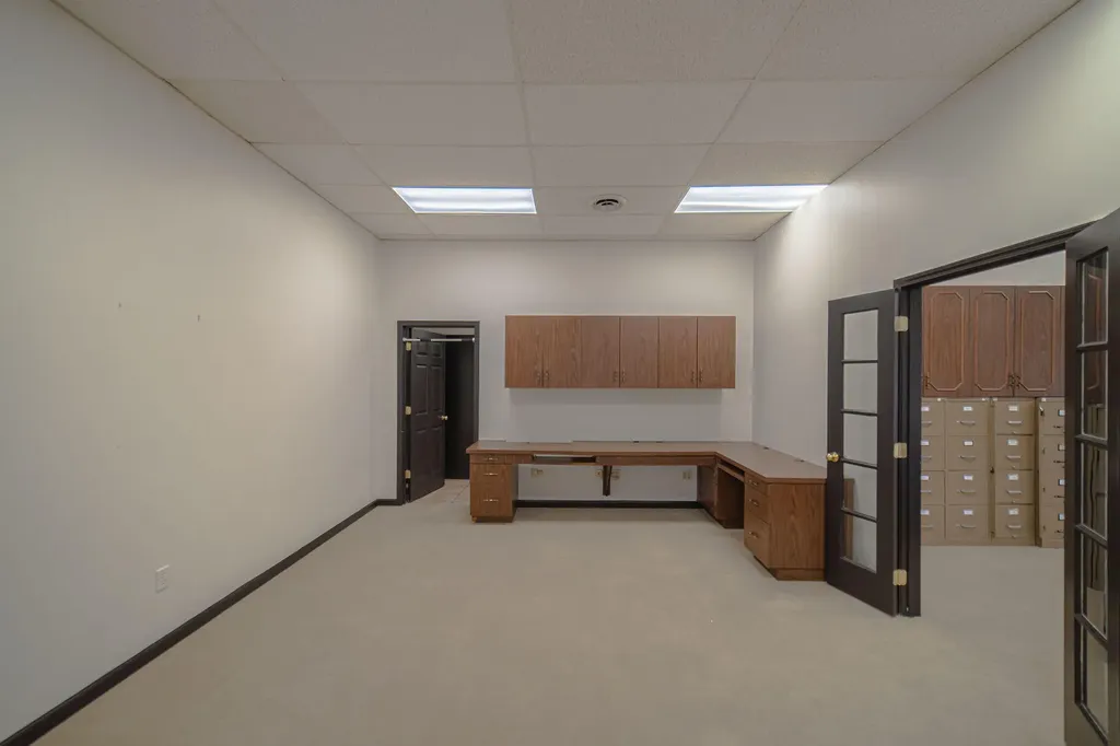 100 W 5th Street Benton KY 42025