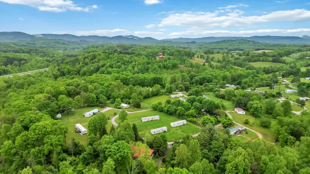 130 Sheila Circle Williamsburg KY 40769