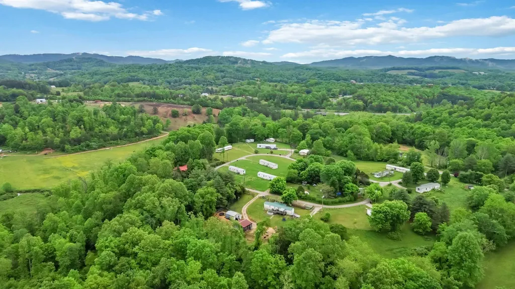 130 Sheila Circle Williamsburg KY 40769