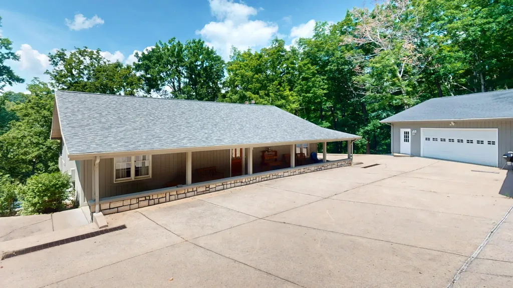 76 Sioux Court Cadiz KY 42211
