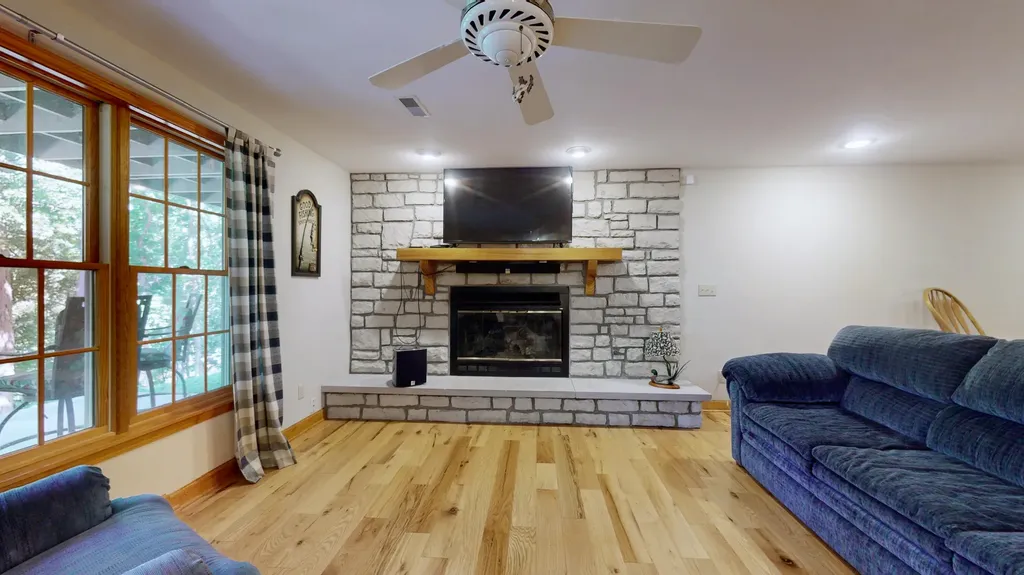 76 Sioux Court Cadiz KY 42211