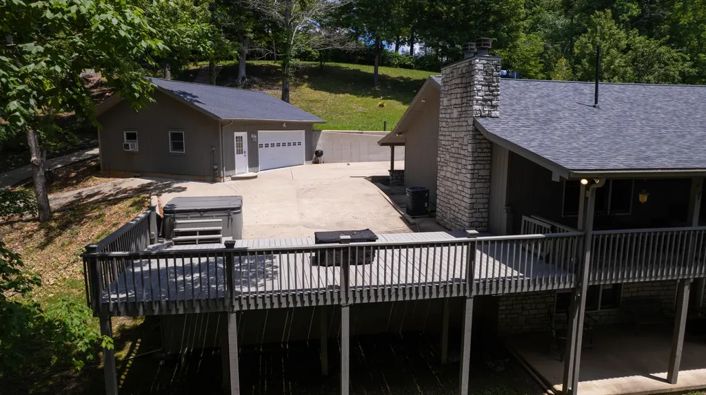 76 Sioux Court Cadiz KY 42211