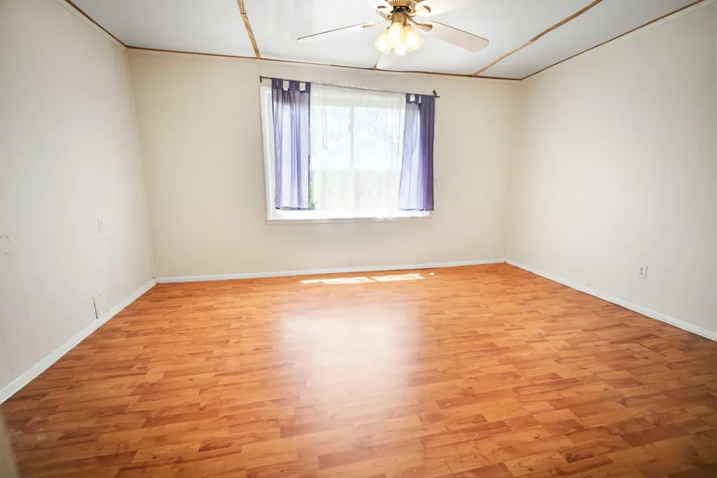1044 East Highway 2792 Pine Knot KY 42635