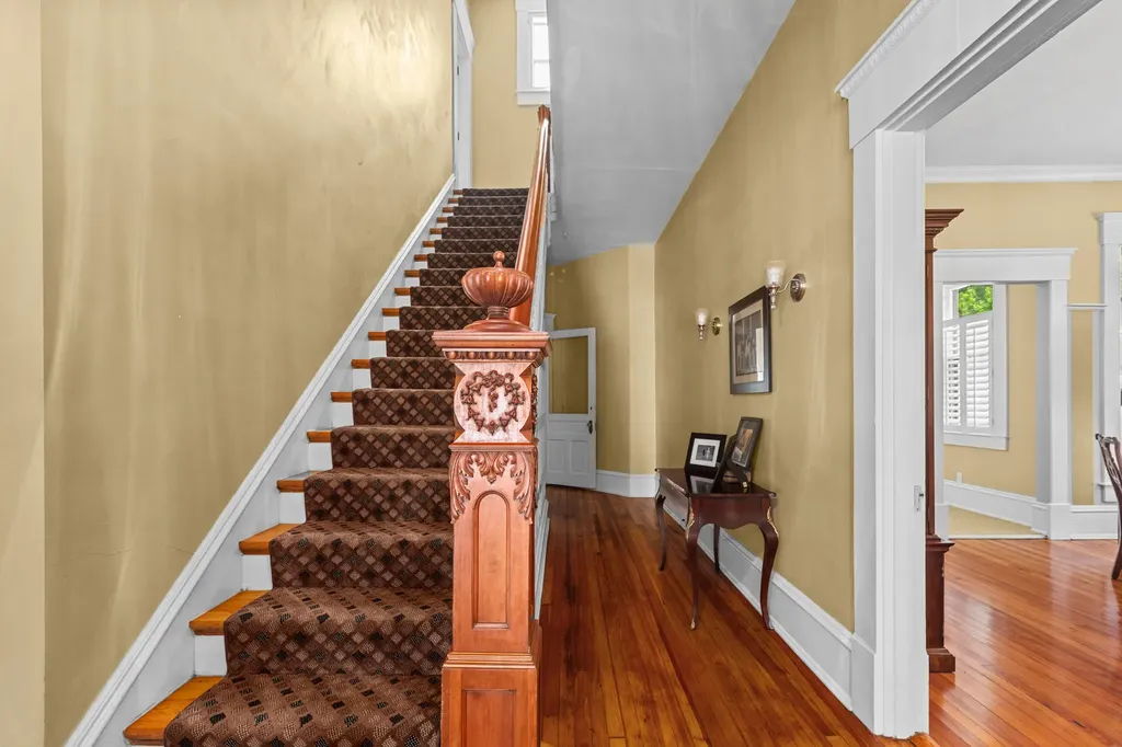315 W 3rd Street Frankfort KY 40601