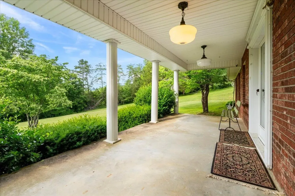 4475 Campton Road Stanton KY 40380