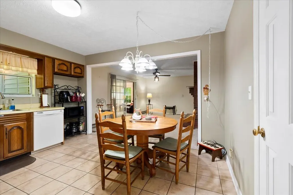 4475 Campton Road Stanton KY 40380
