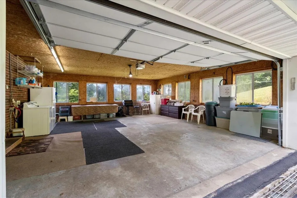 4475 Campton Road Stanton KY 40380
