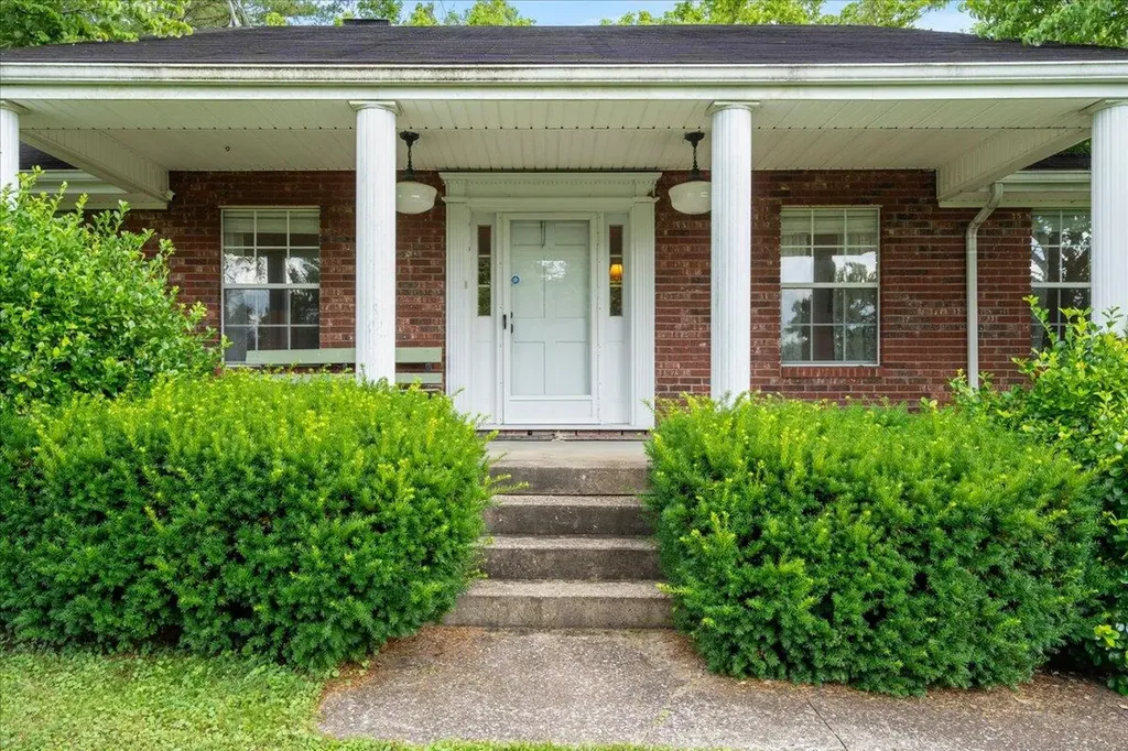 4475 Campton Road Stanton KY 40380