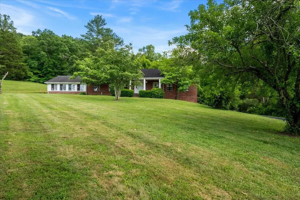 4475 Campton Road Stanton KY 40380