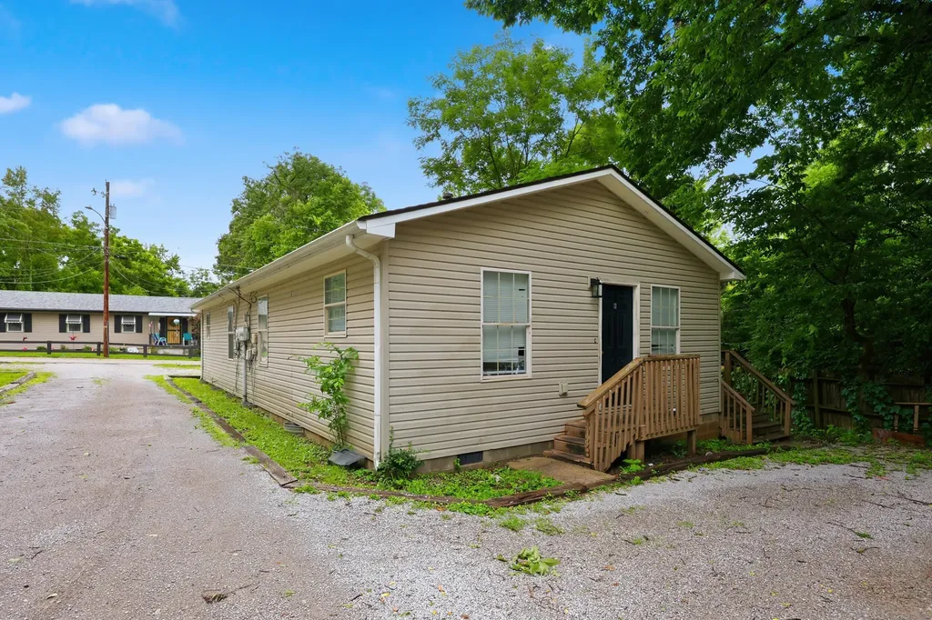 287 Young Street Georgetown KY 40324