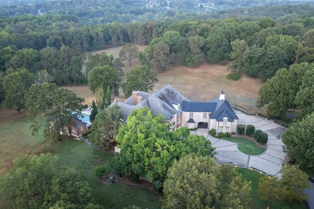 808 Oak Park Boulevard Calvert City KY 42029