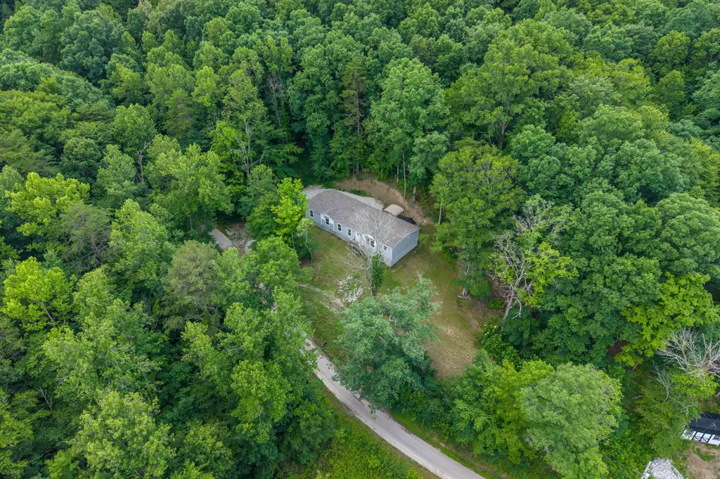 220 Long Branch Road Berea KY 40403
