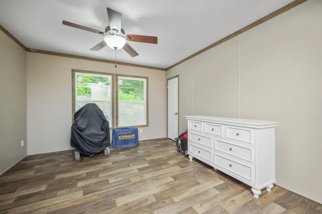 220 Long Branch Road Berea KY 40403