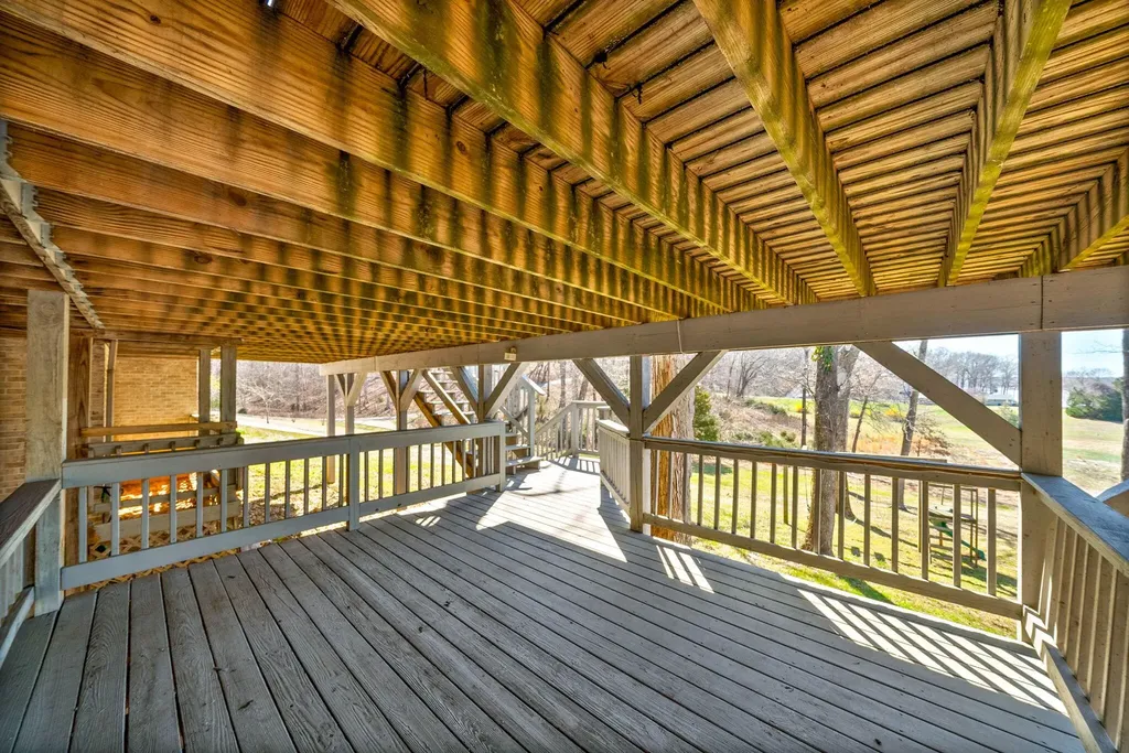 97 Partridge Point Cadiz KY 42211