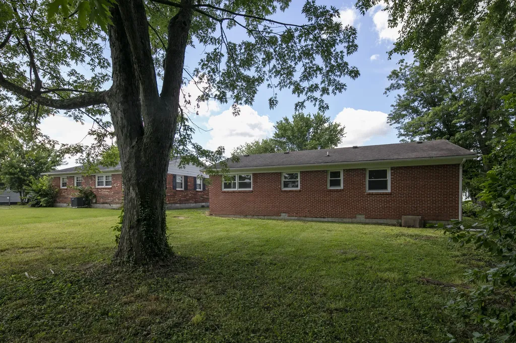 129 Shearin Avenue Danville KY 40422