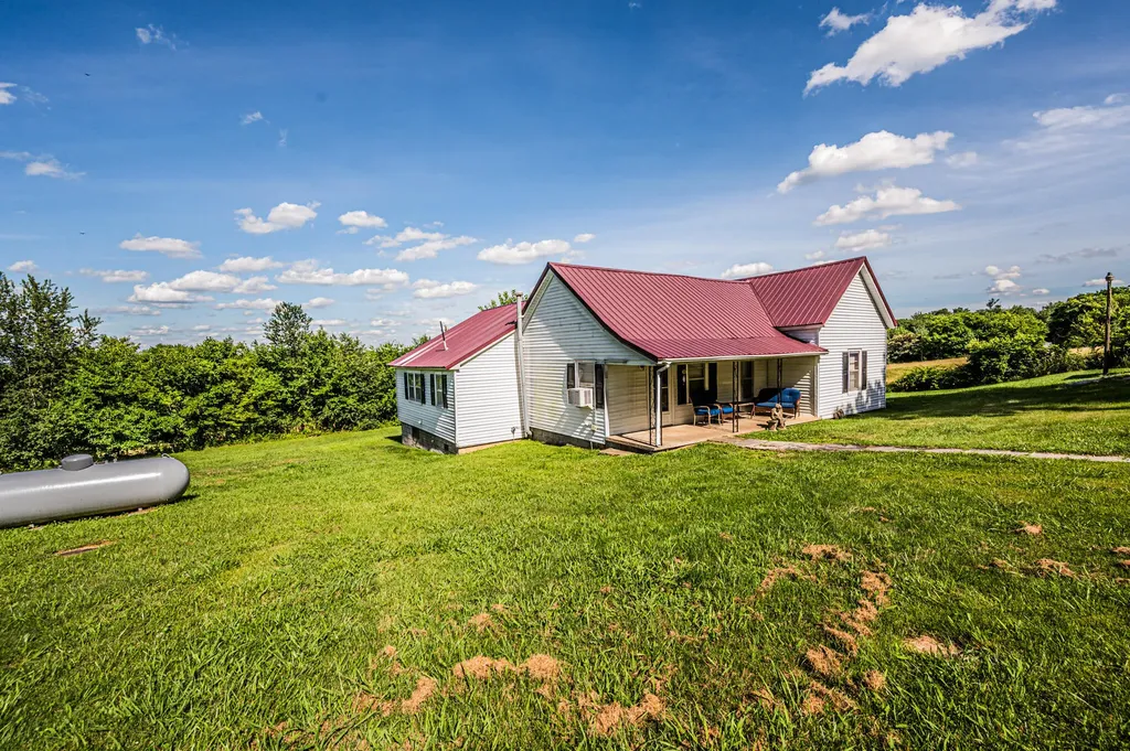 370 Ray Walker Road Russellville KY 42276