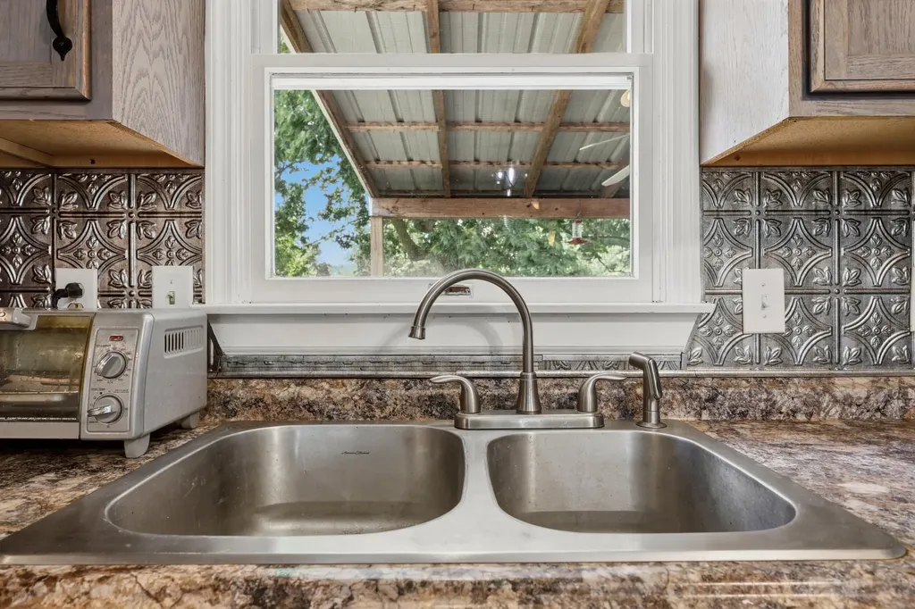 272 Kimberly Heights Drive Nicholasville KY 40356