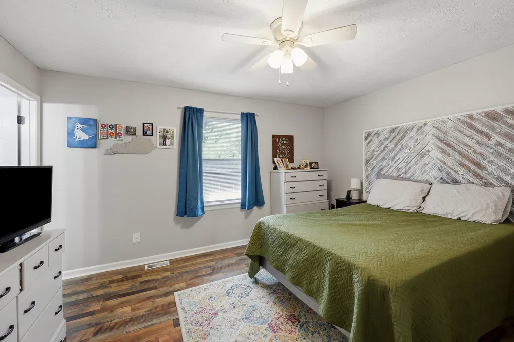 272 Kimberly Heights Drive Nicholasville KY 40356