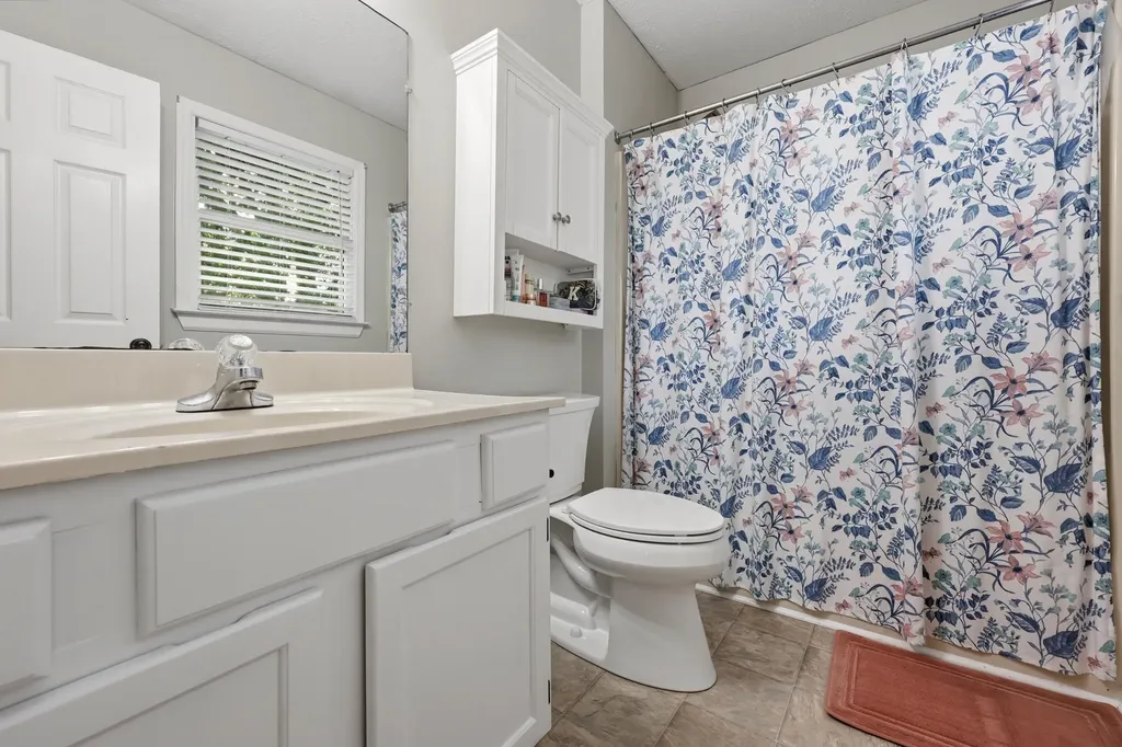 272 Kimberly Heights Drive Nicholasville KY 40356