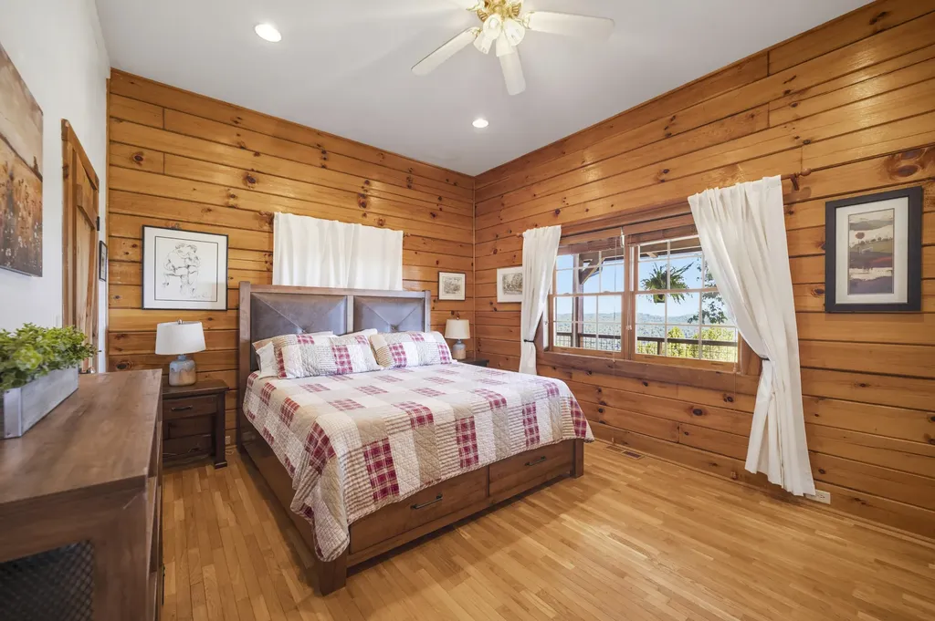 2827 Highway 3447 Mckee KY 40447