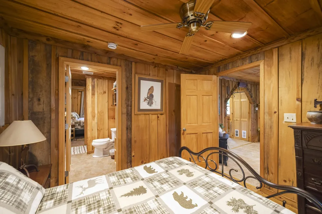 2827 Highway 3447 Mckee KY 40447