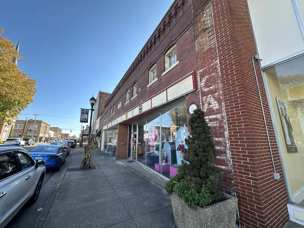 215 W Main Street Princeton KY 42445