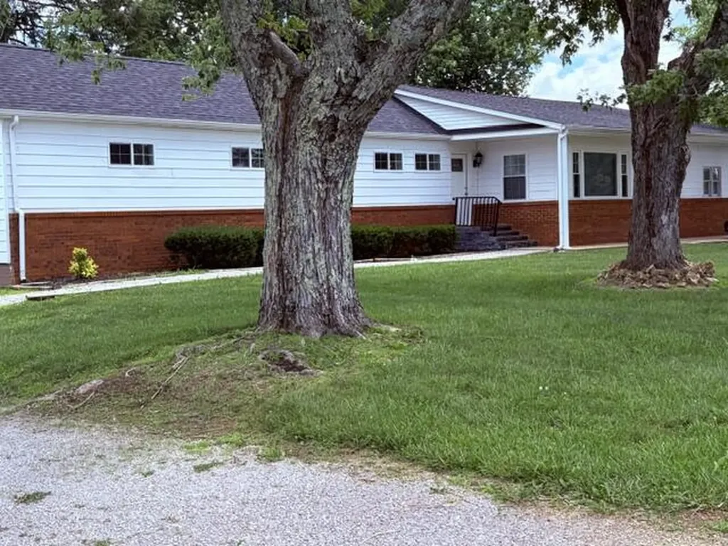 2596 Kentucky 1247 Somerset KY 42503