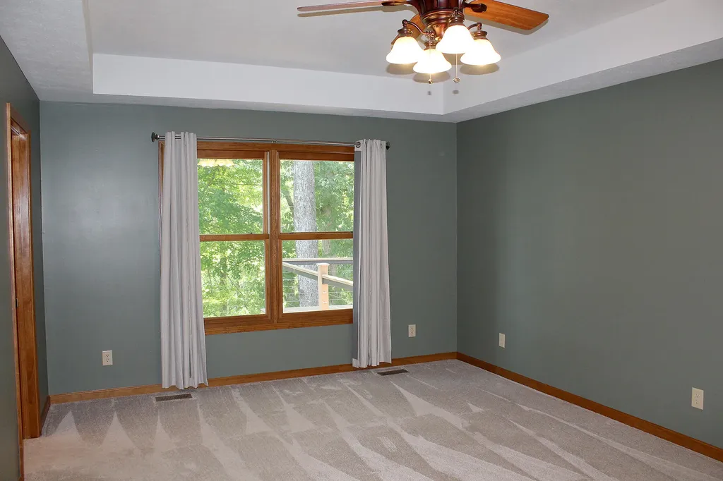 267 Sun Hill Circle Cadiz KY 42211