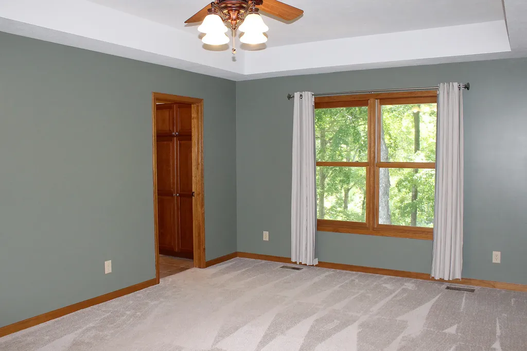 267 Sun Hill Circle Cadiz KY 42211