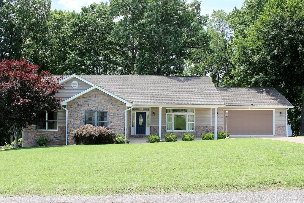 267 Sun Hill Circle Cadiz KY 42211