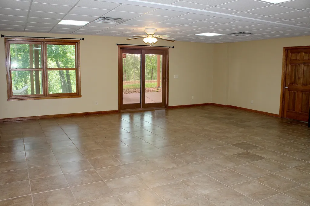 267 Sun Hill Circle Cadiz KY 42211