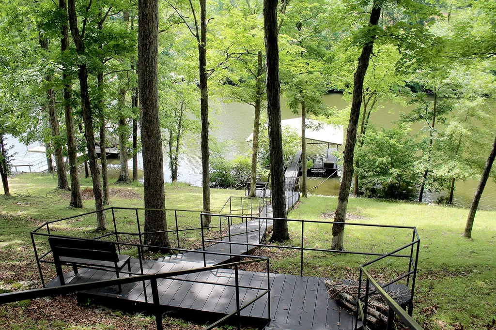 267 Sun Hill Circle Cadiz KY 42211