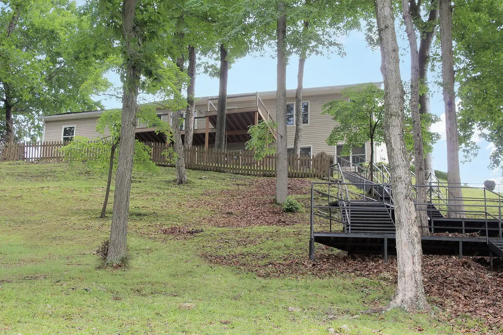 267 Sun Hill Circle Cadiz KY 42211