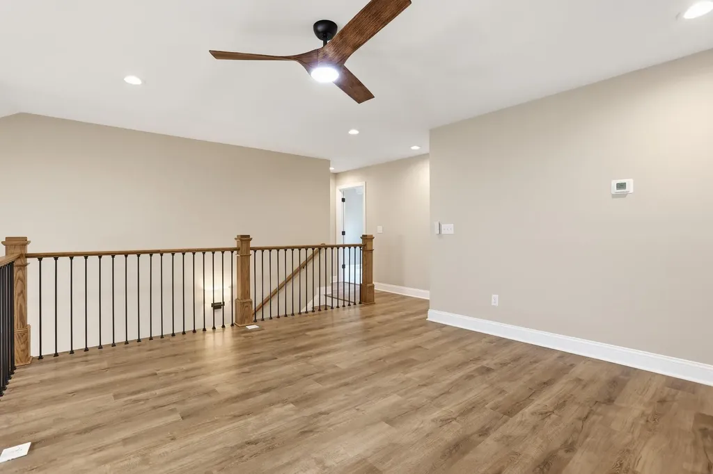 240 Sugartree Lane Versailles KY 40383