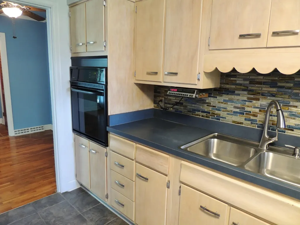 145 Seminole Trail Frankfort KY 40601