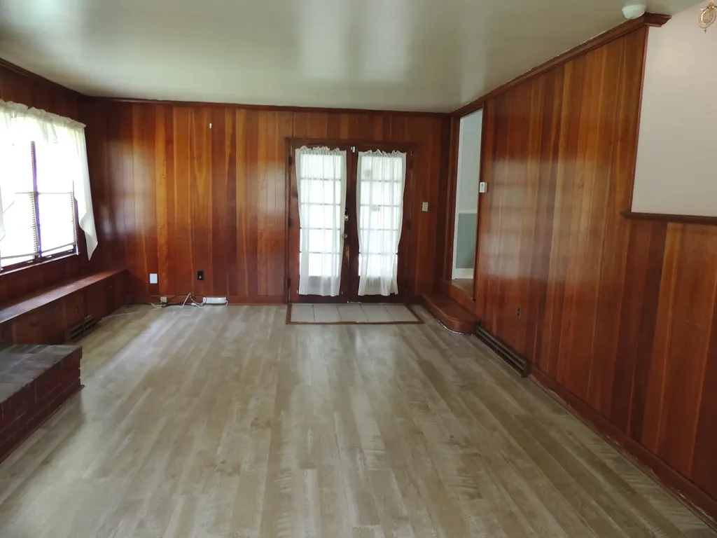 145 Seminole Trail Frankfort KY 40601