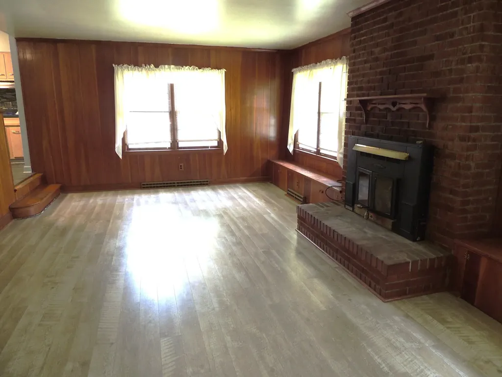 145 Seminole Trail Frankfort KY 40601
