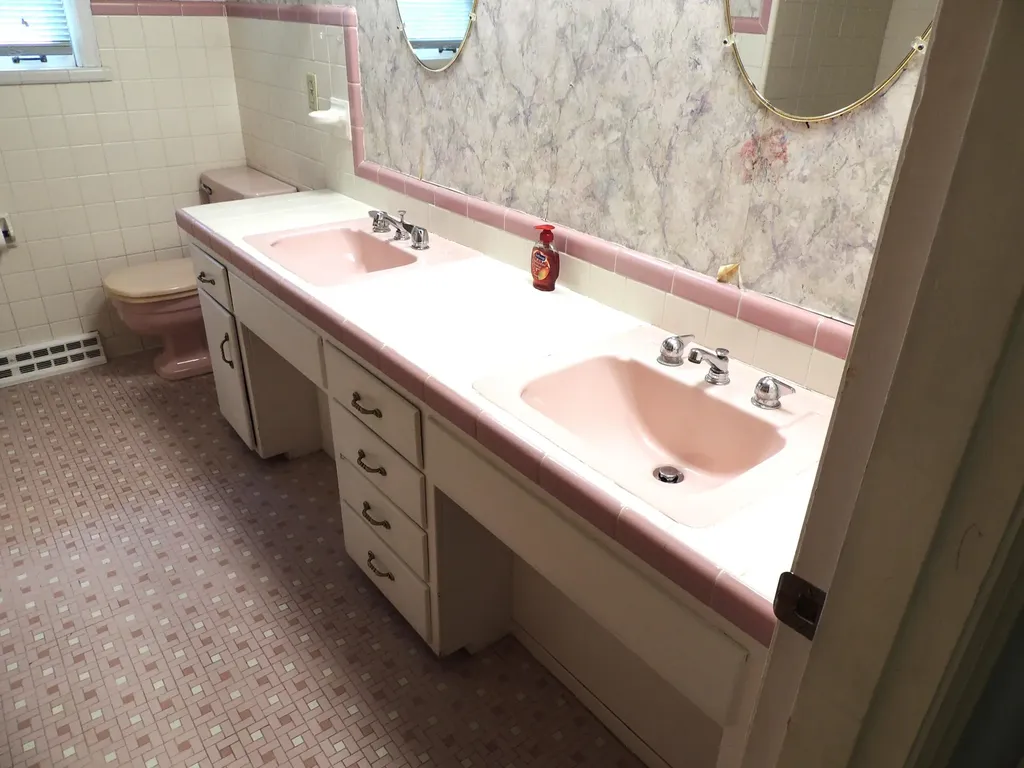 145 Seminole Trail Frankfort KY 40601