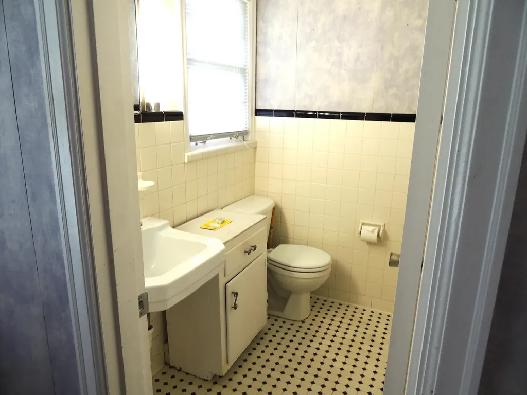 145 Seminole Trail Frankfort KY 40601