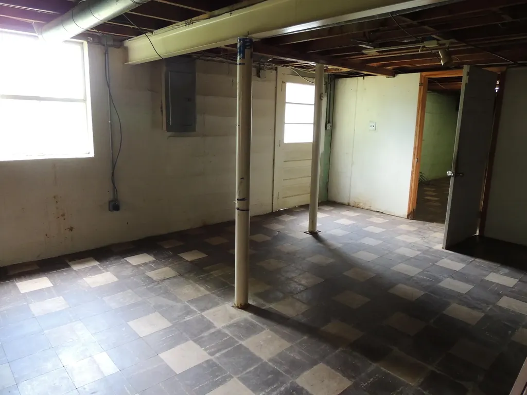 145 Seminole Trail Frankfort KY 40601