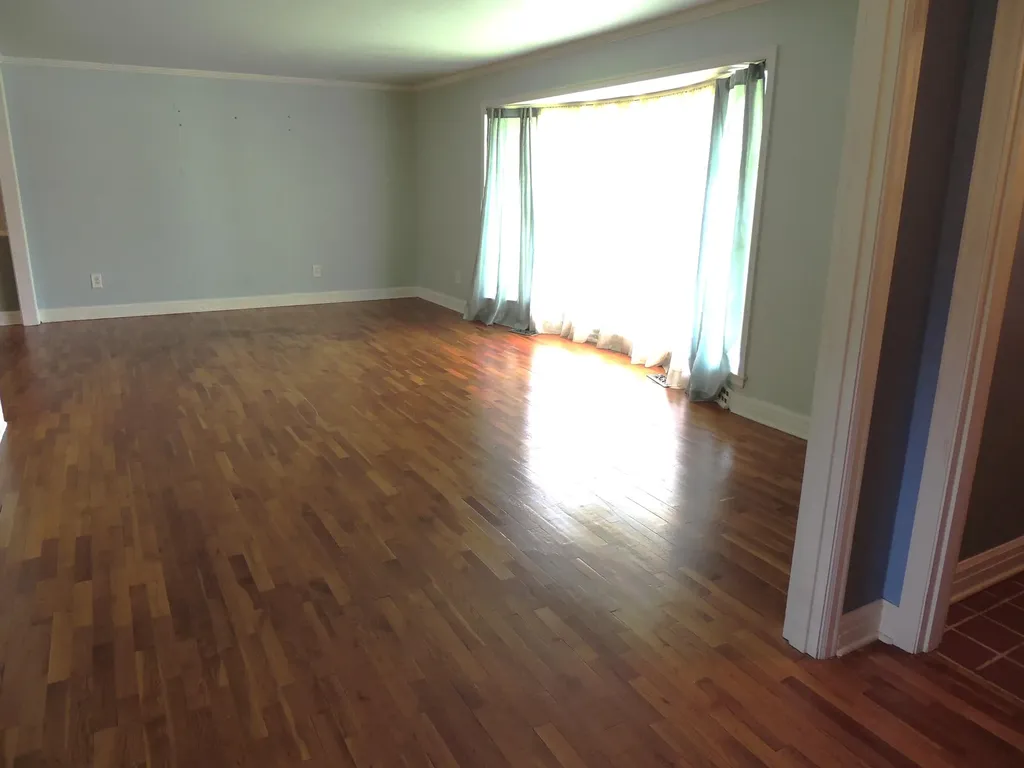 145 Seminole Trail Frankfort KY 40601