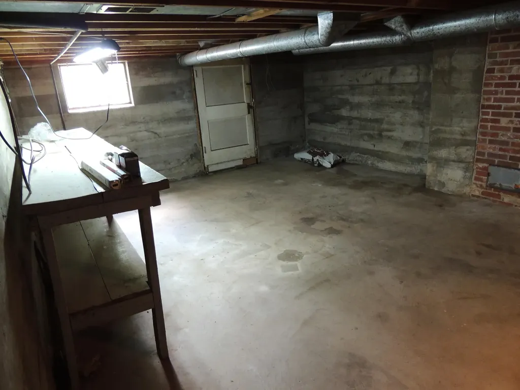 145 Seminole Trail Frankfort KY 40601
