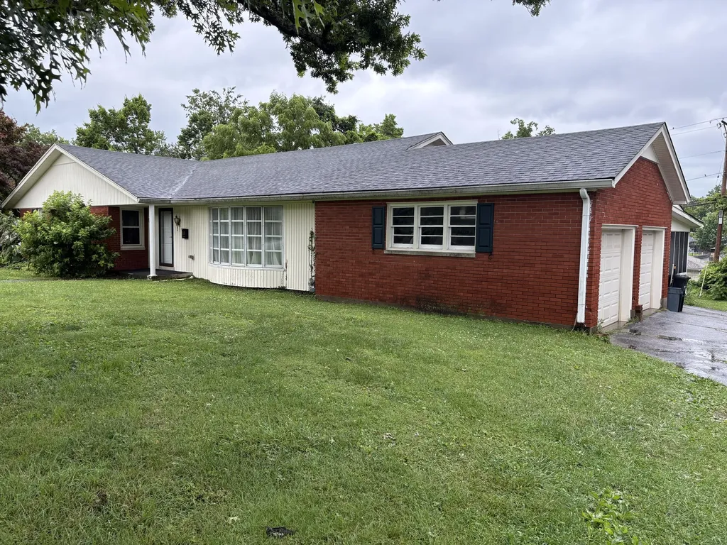 145 Seminole Trail Frankfort KY 40601