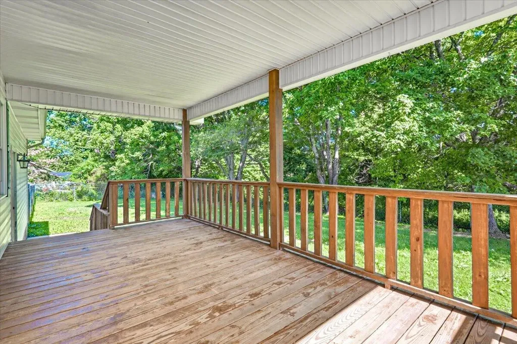 166 Clover Meadow Drive Corbin KY 40701