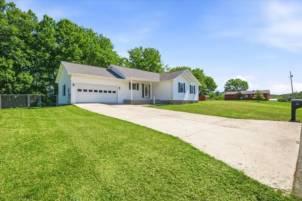 166 Clover Meadow Drive Corbin KY 40701